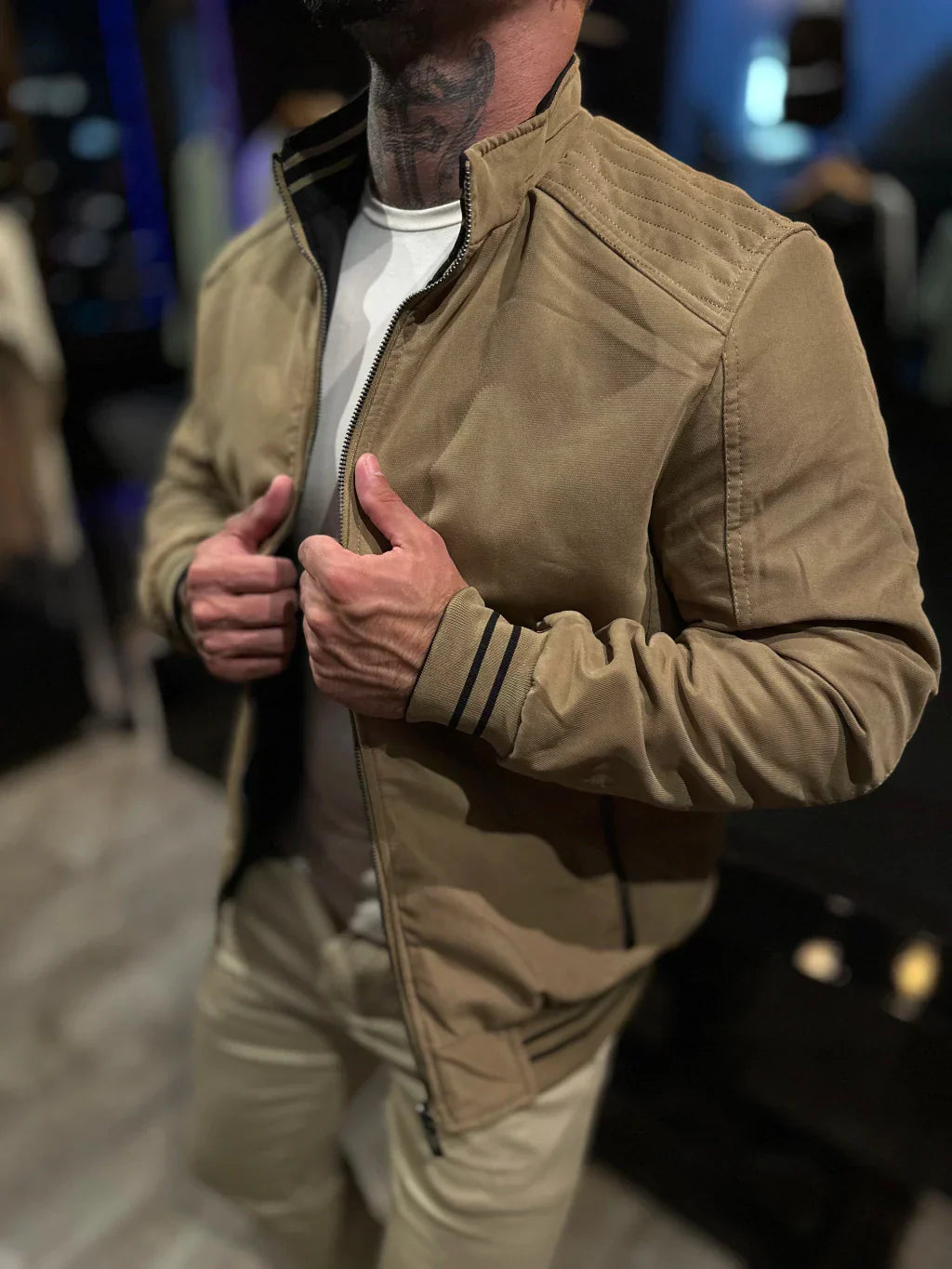 JAQUETA PREMIUM CASUAL REVERSIVEL CAQUI/PRETA